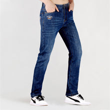 Load image into Gallery viewer, Bruce&amp;Shark New Jeans Men Fashion Casual High Quality Embroidery Straight leg Thin Soften Cotton  Men Jeans SIZE 28 TO 42 8112
