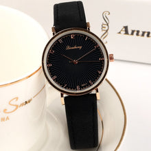 Load image into Gallery viewer, 2019 New Casual Women's Watches Fashion Ladies Quartz Watch For Women Simple Exquisite Bracelet Gift Clock Leather Wristwatch
